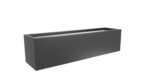 Der Pflanzkübel aus Aluminium Rechteckig 200cm x 50cm x H 50cm EDOARDO 7, hier leer in mattem Dunkelgrau, zeichnet sich durch klare Linien und ein minimalistisches Design aus. Seine glatte Oberfläche hebt sich von einem schlichten weißen Hintergrund ab. Erhältlich in jeder RAL-Farbe.