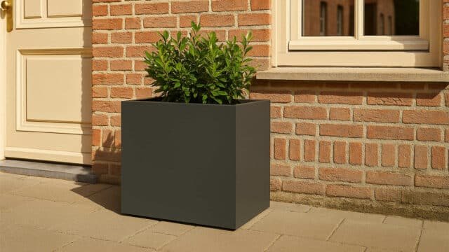 Pflanzkübel aus Aluminium Edoardo 14 in Anthrazit