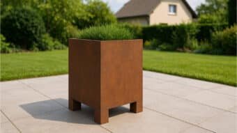 Pflanzkübel aus Cortenstahl Quadratisch 60cm x 60cm x H 70.5cm CECILIA 1