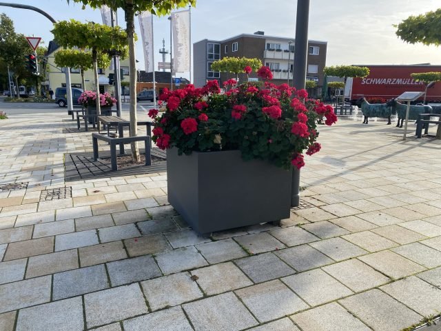 Pflanzkübel aus Aluminium