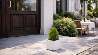 Terrassen Blumenkübel aus Fiberglas CAMILIO 1