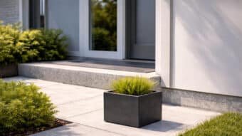 Terrassen Pflanzkübel aus Fiberglas URANO