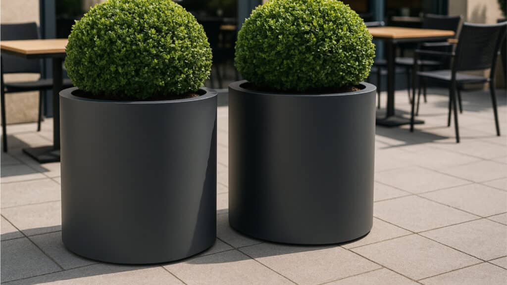 Blumentopf aus Fiberglas Tito 2