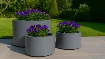 Pflanzkübel-Set Daria 1 im Garten