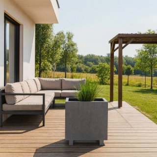 Pflanzkübel mit Füßen-j